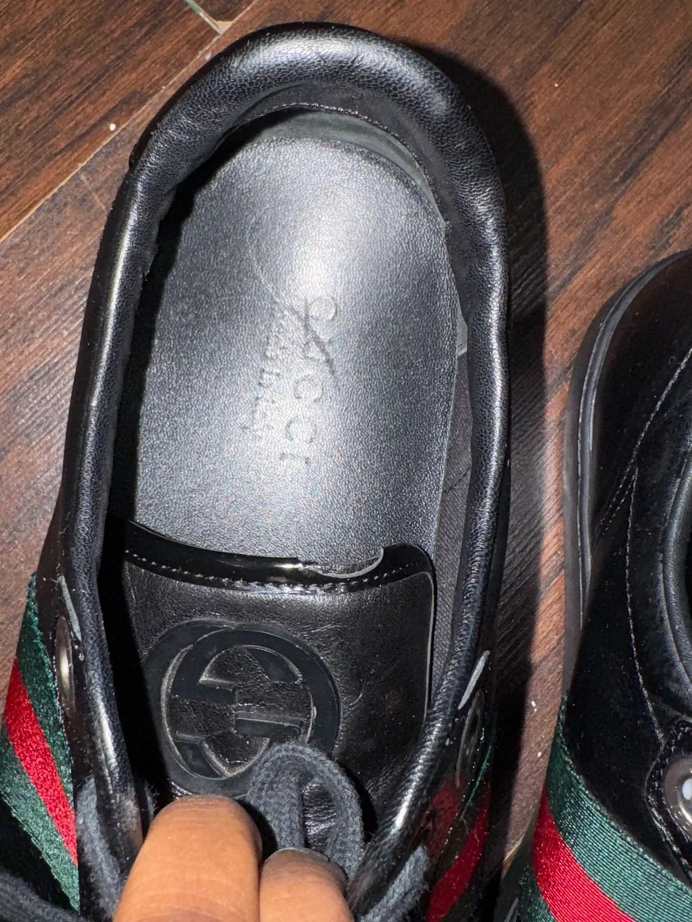 Gucci Black Leather Web Low Top Sneakers with Red and Green